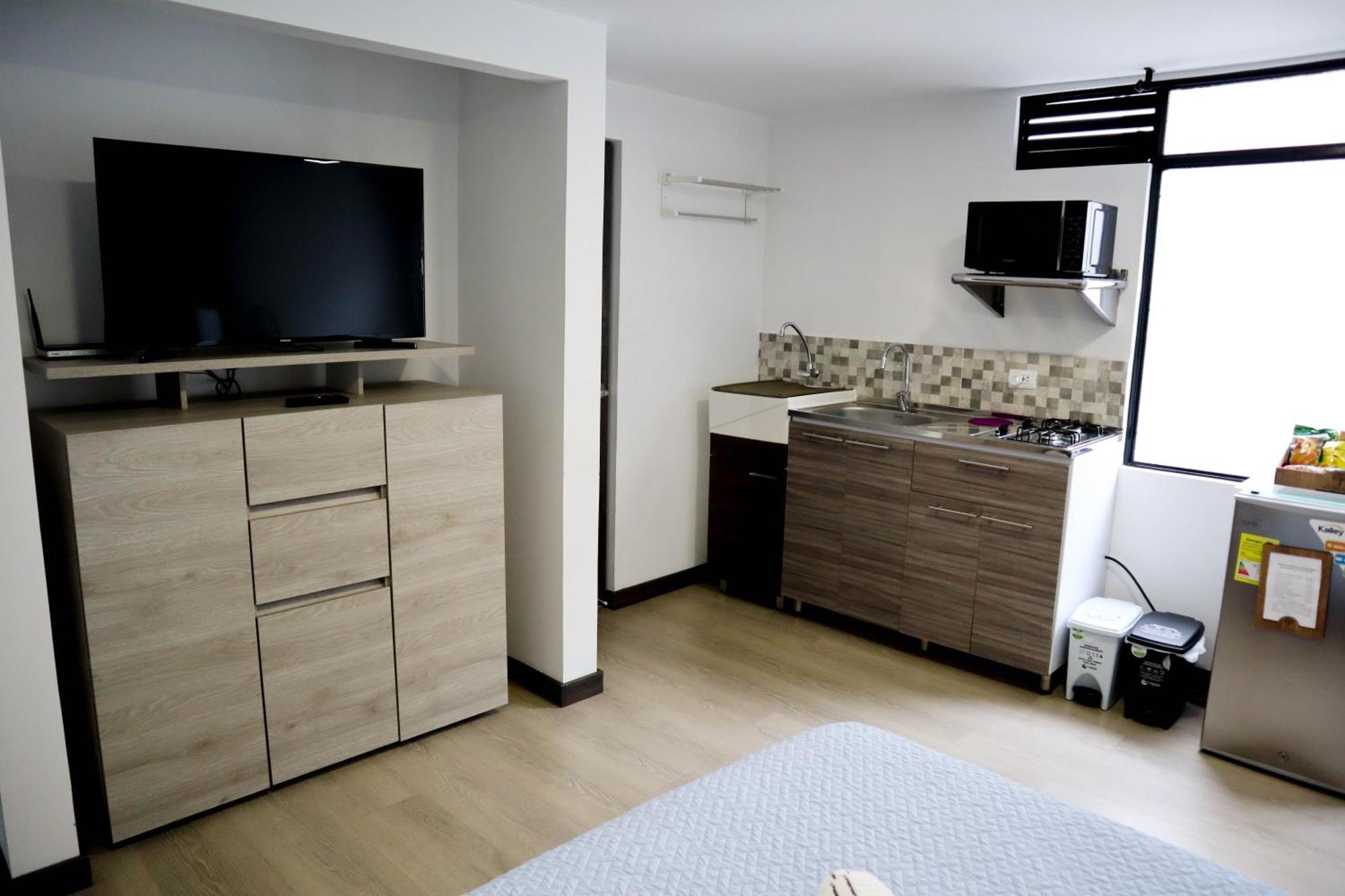 Apartahotel La Arboleda Hc Манисалес Экстерьер фото